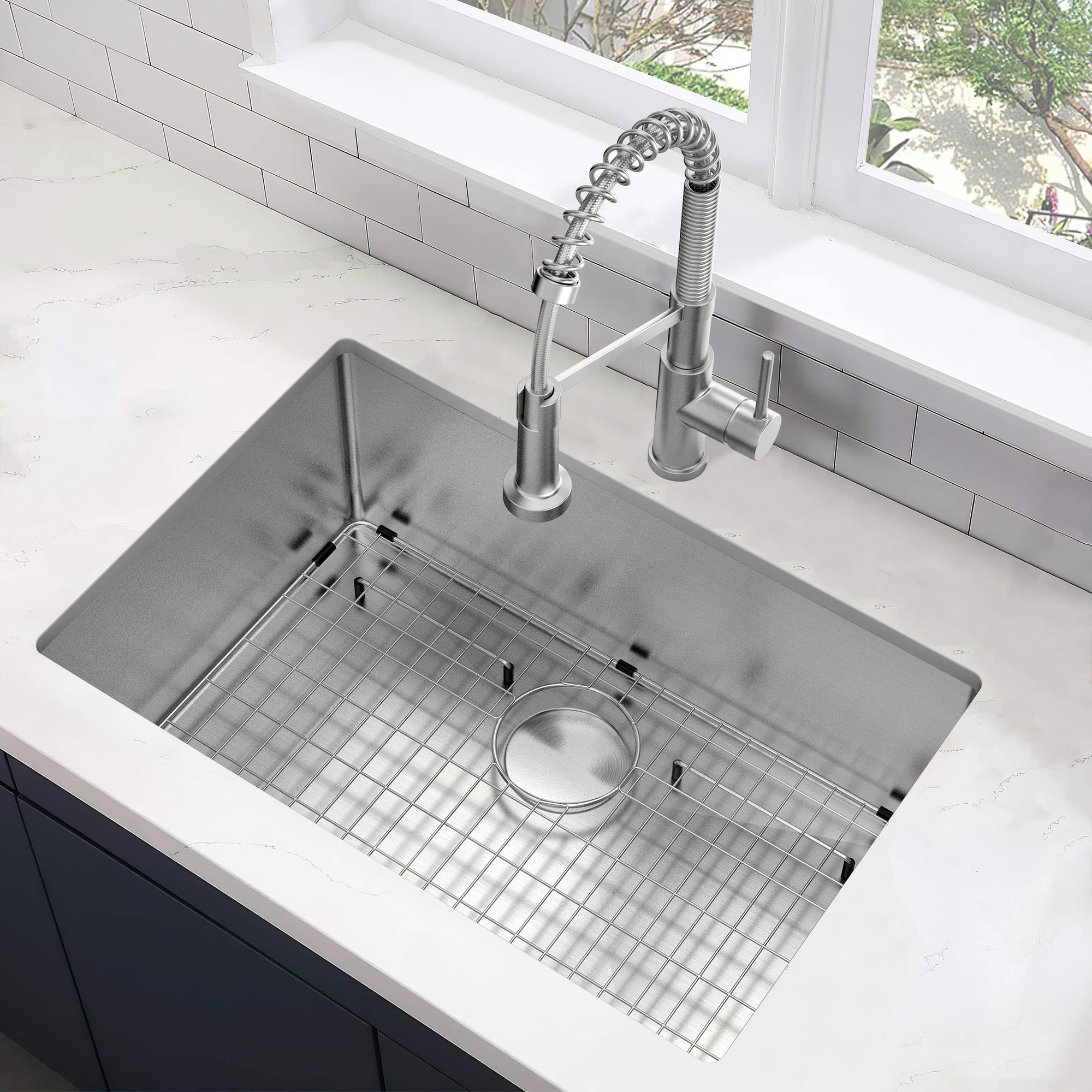 ZUHNE 16-Gauge Stainless Steel Undermount Kitchen Sink | Commercial Gr ...